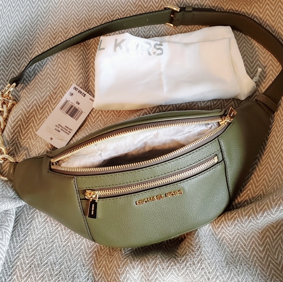 Michael Kors Handbags - MICHAEL KORS Mott MD Waistpack Olive Leather